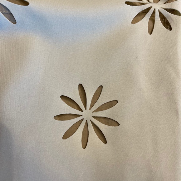 Mini dress - Picture 2 of 8